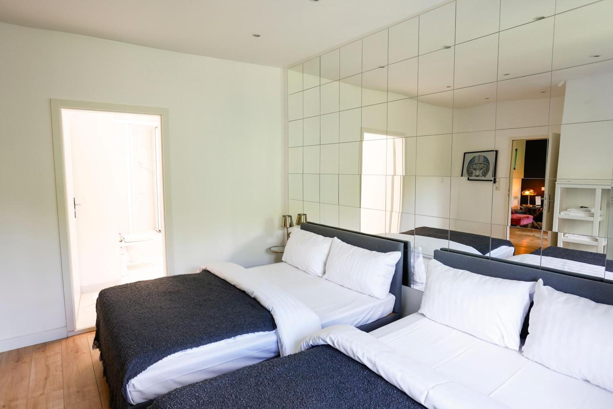 Sleephotels Alsterroom Hambourg Extérieur photo
